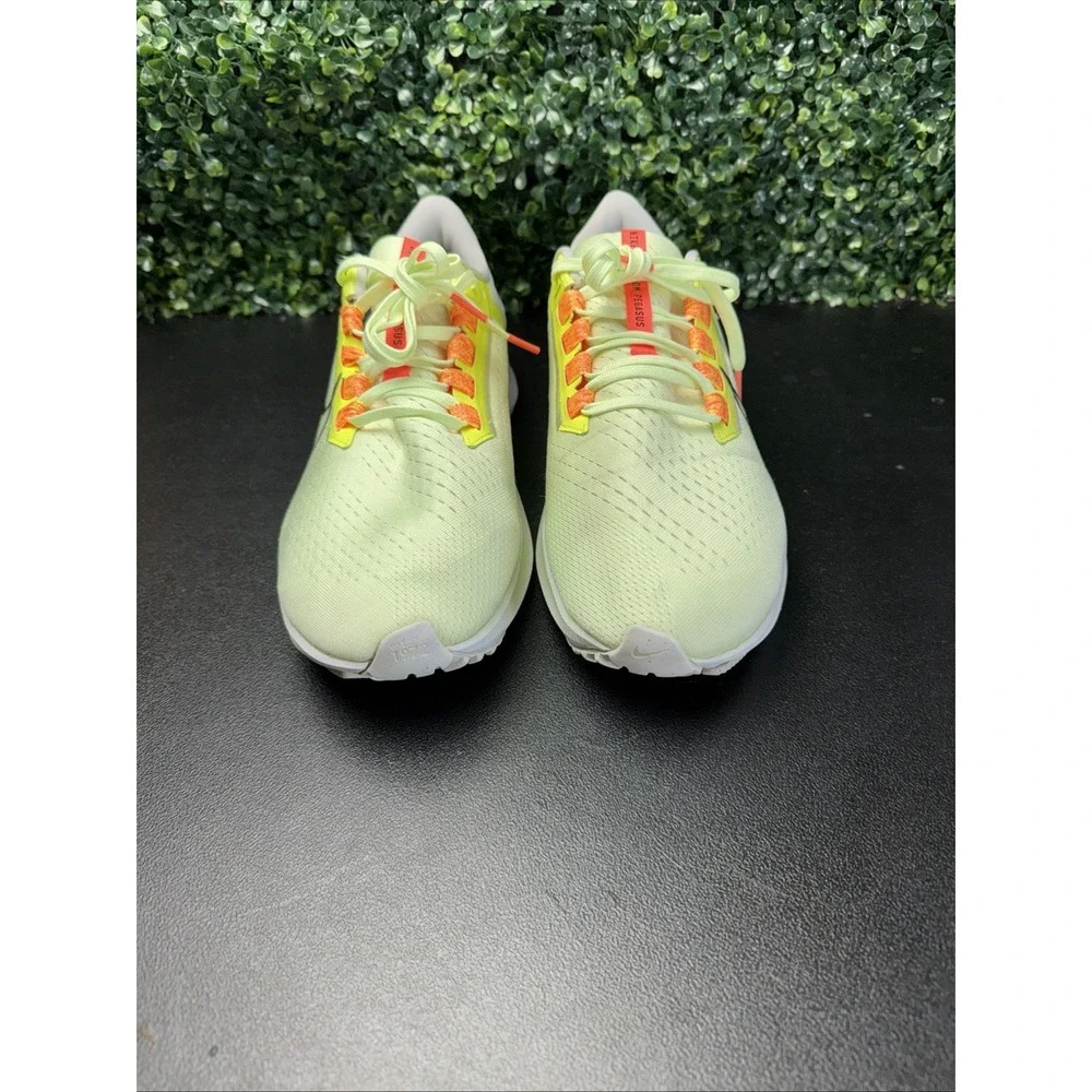 Nike Air Zoom Pegasus 38 Running Shoes Men's Size 13 Barely Volt Yellow Athletic